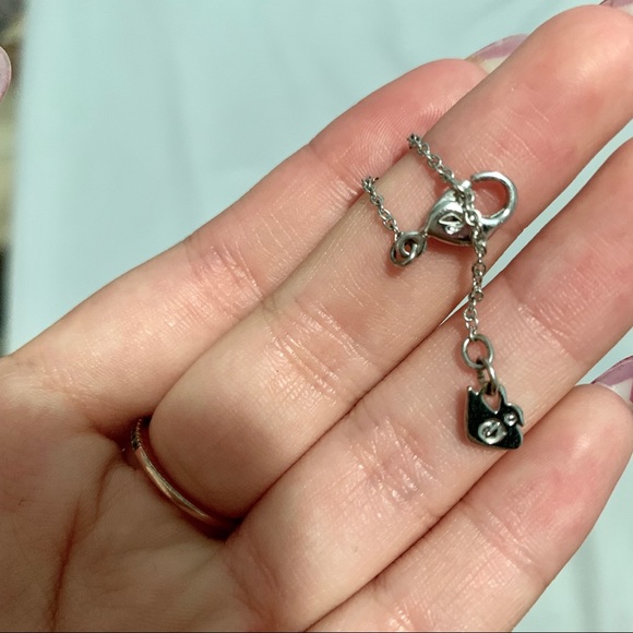 Swarovski Crystal Flower Necklace - Picture 4 of 6